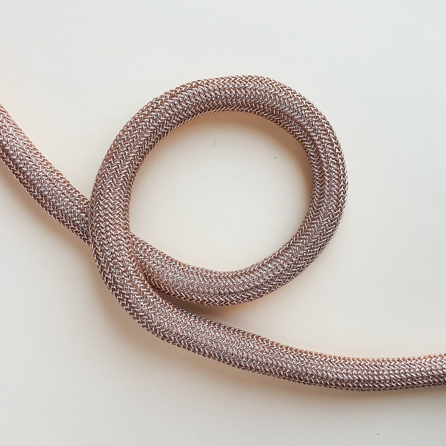 Malla tubular: Oro rosa 12mm